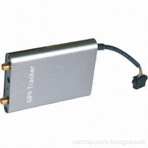 Car GPS receiver with external antennas ensuring a better signal